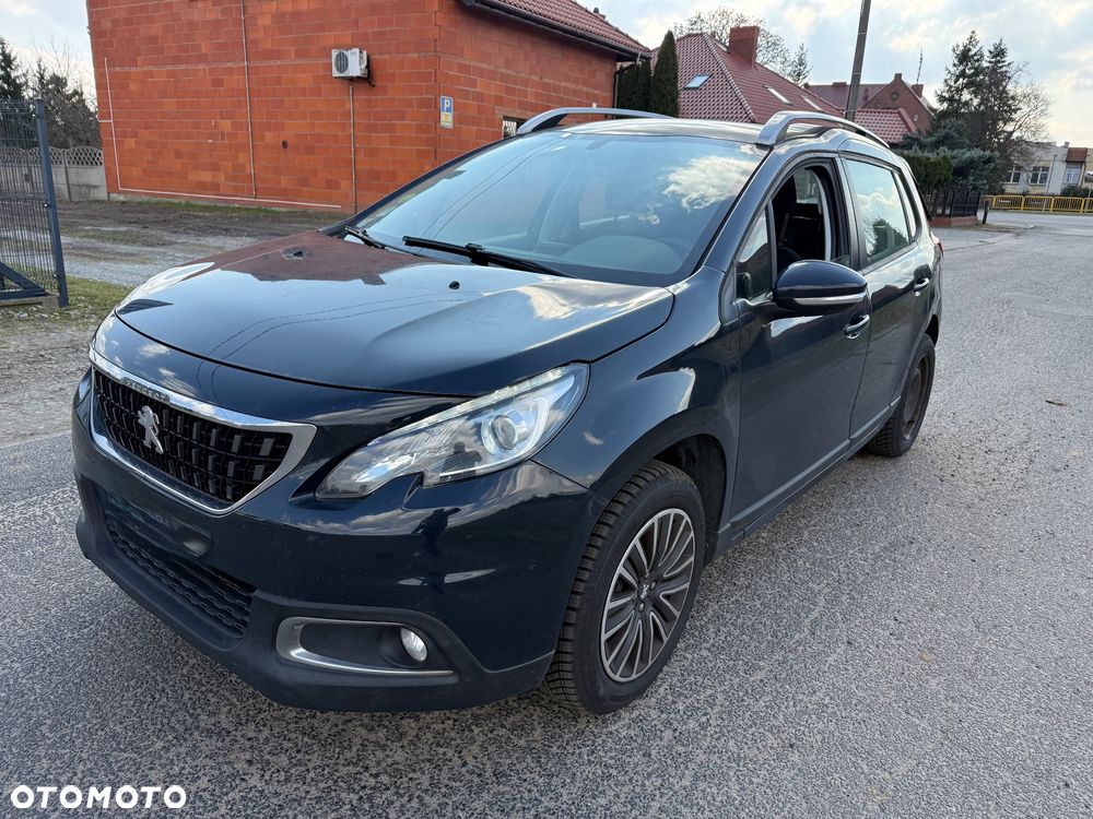 Peugeot 2008 BlueHDi 100 STOP & START Signature - 2