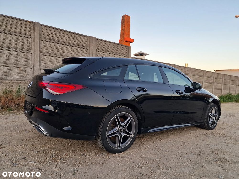 Mercedes-Benz CLA 250 e Shooting Brake 8G-DCT AMG Line - 3
