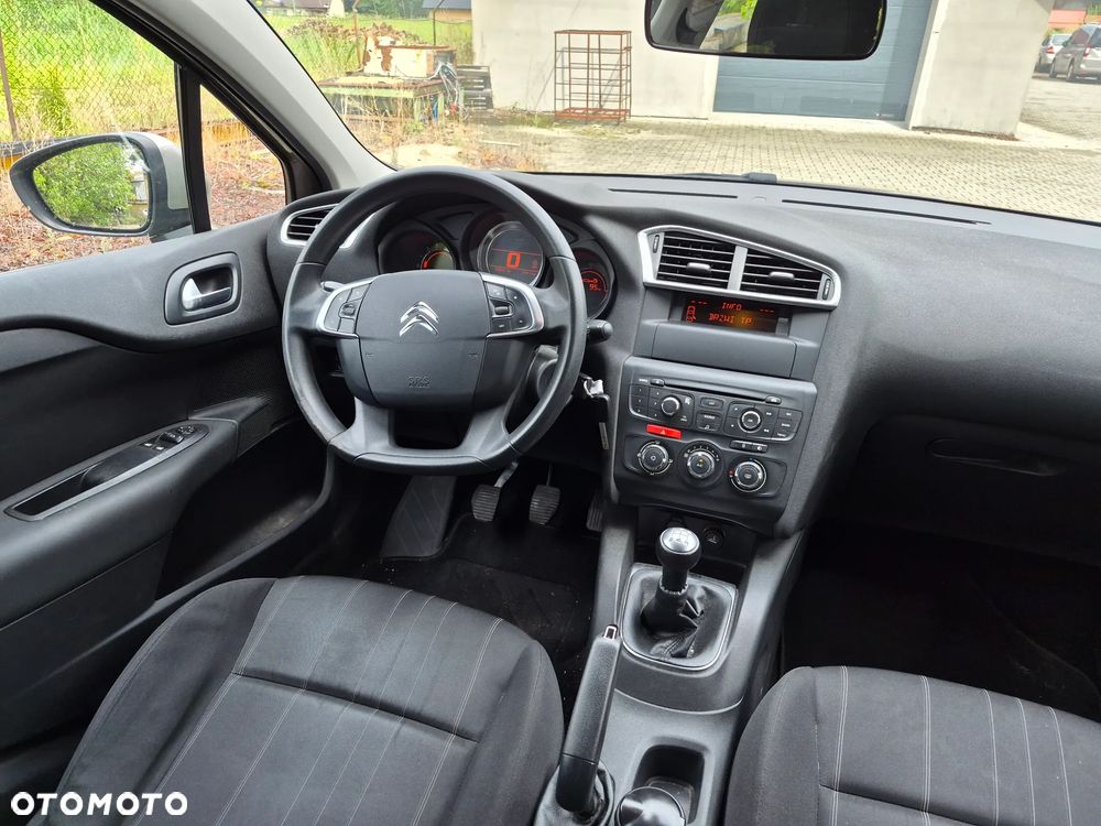 Citroën C4 VTi 95 Attraction - 9