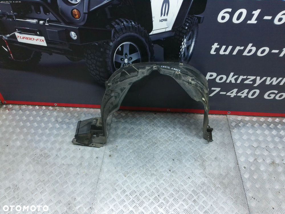 Toyota yaris cross nadkole prawe przód - 2