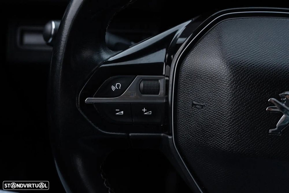 Peugeot 3008 1.6 BlueHDi GT Line - 39