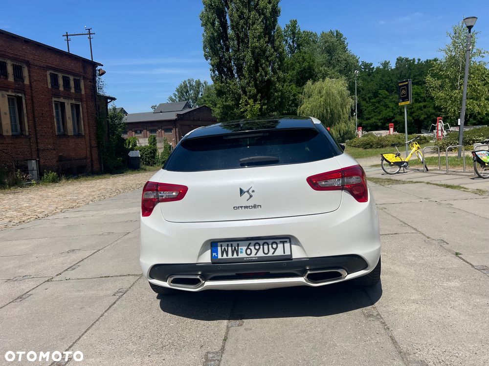 Citroën DS5 1.6 THP SoChic - 9