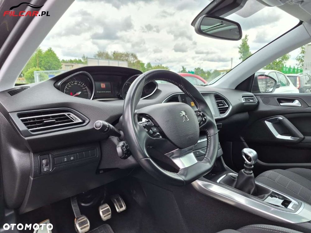 Peugeot 308 - 5