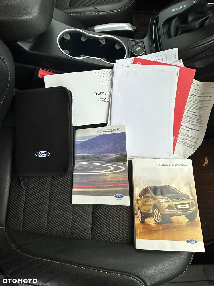 Ford Kuga 2.0 TDCi 4x4 Titanium - 34