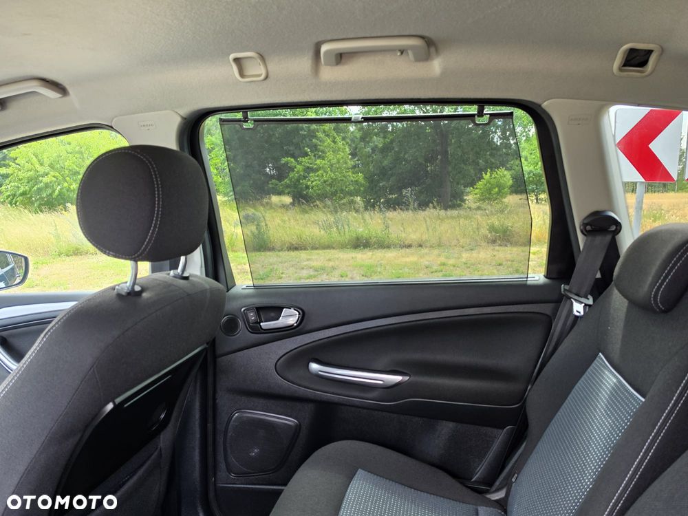 Ford S-Max 2.0 TDCi DPF Titanium - 23