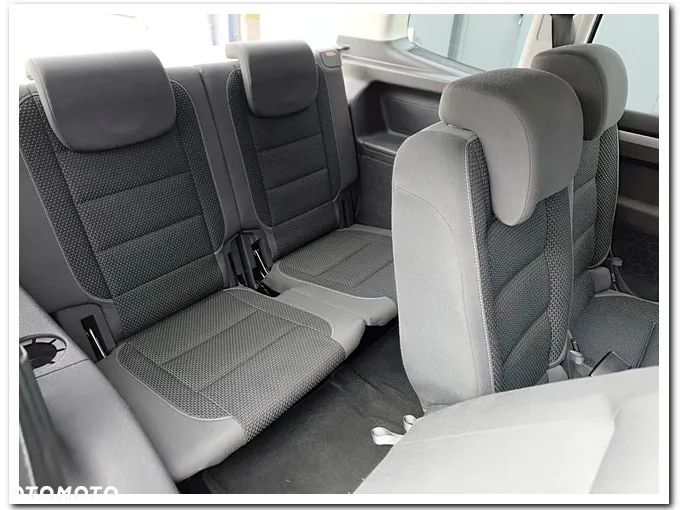 Volkswagen Touran 1.4 TSI Comfortline - 32