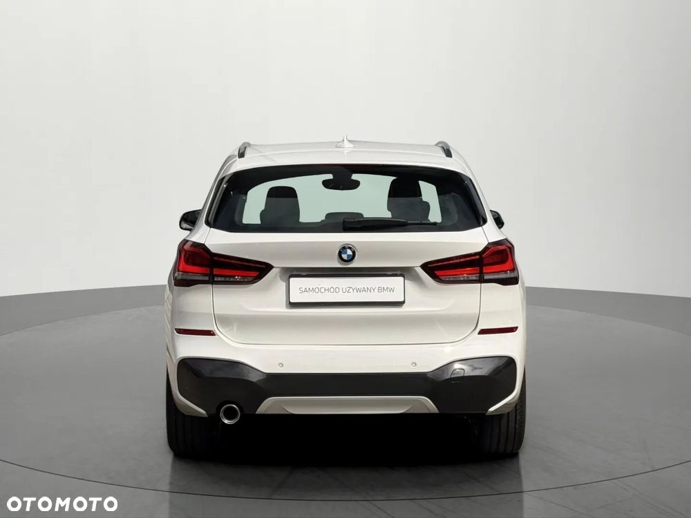 BMW X1 sDrive18i M Sport - 6