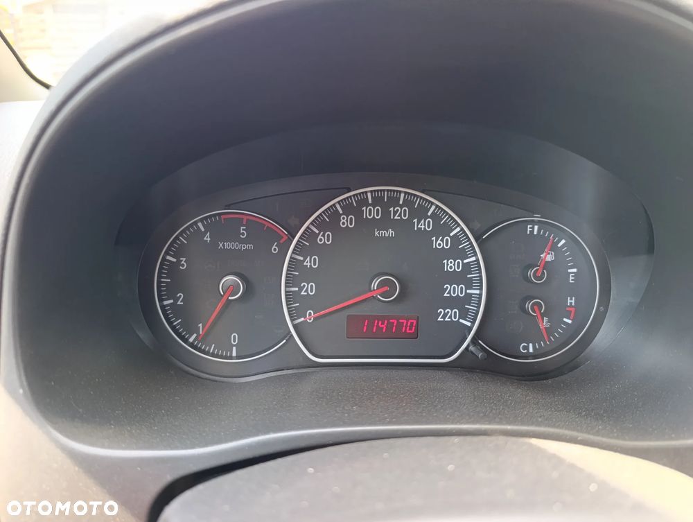 Suzuki SX4 1.9 DDiS 4WD GS / Premium - 9
