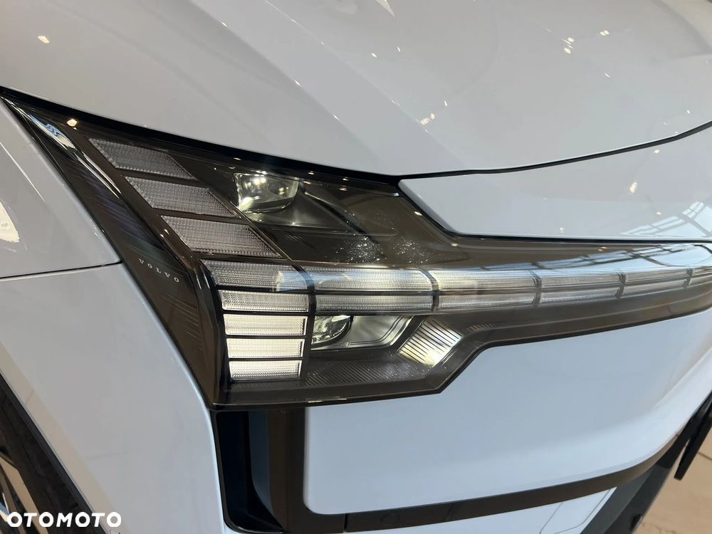 Volvo EX30 69kWh Twin Motor Ultra - 29