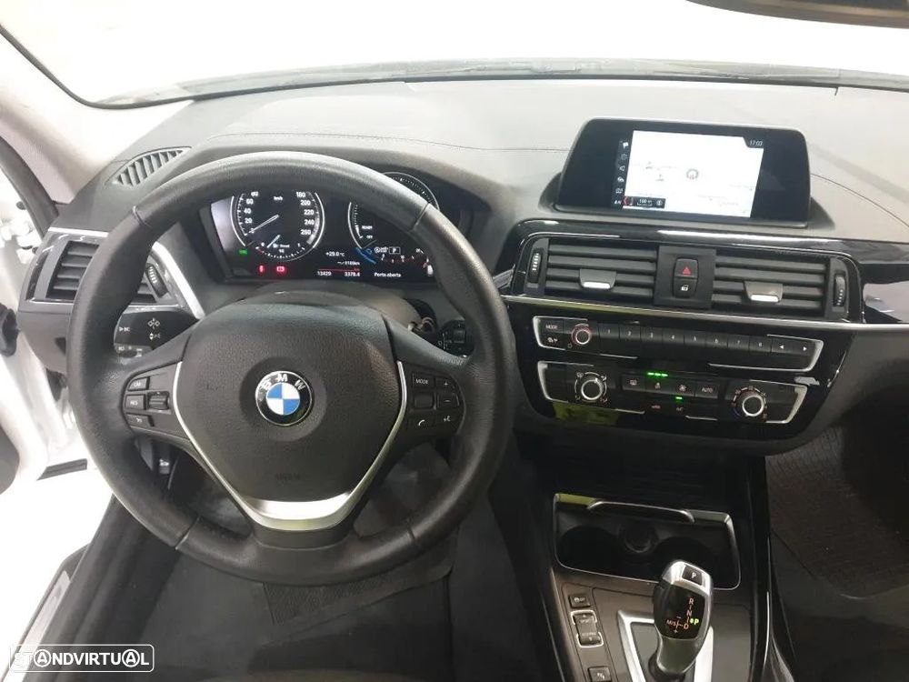 BMW 116 d Line Sport Auto - 8