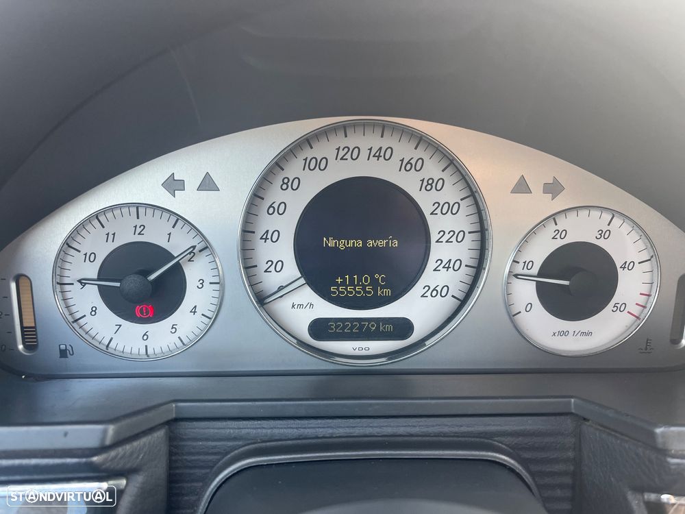 Mercedes-Benz E 220 CDI Avantgarde - 20