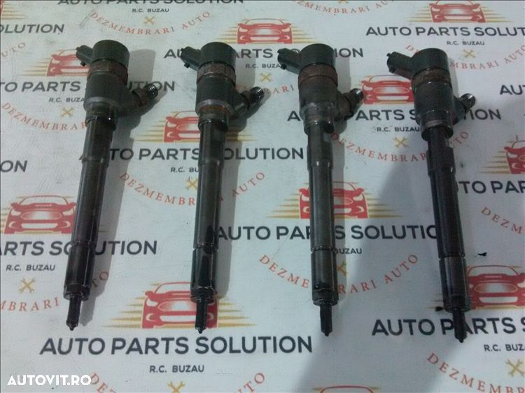 injectoare  4 buc  chevrloet captiva 2.0 d an fabr 2007 - 1