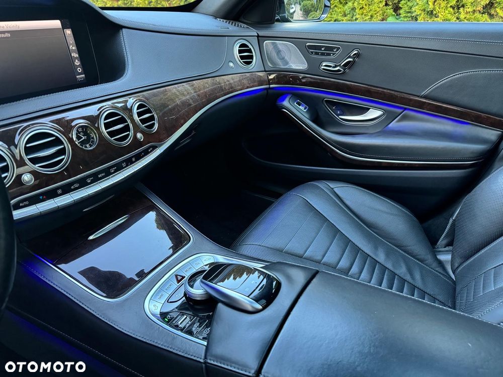 Mercedes-Benz Klasa S 560 L 4Matic 9G-TRONIC - 24