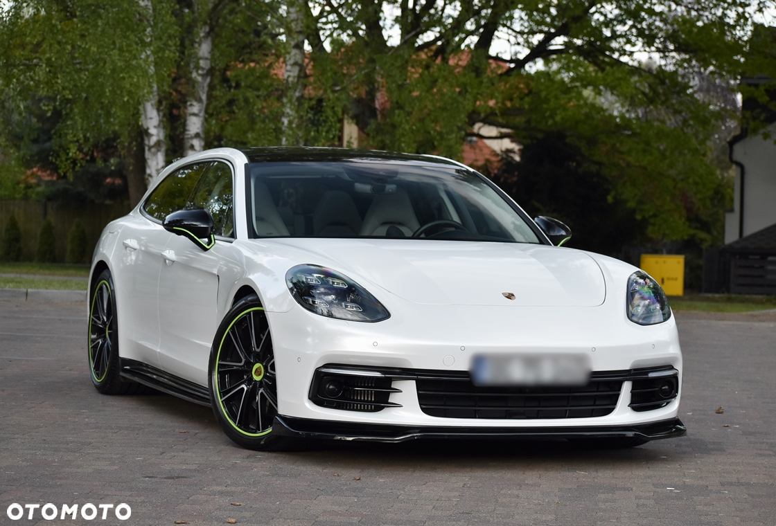Porsche Panamera - 17