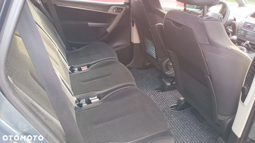 Citroën C4 Picasso - 12