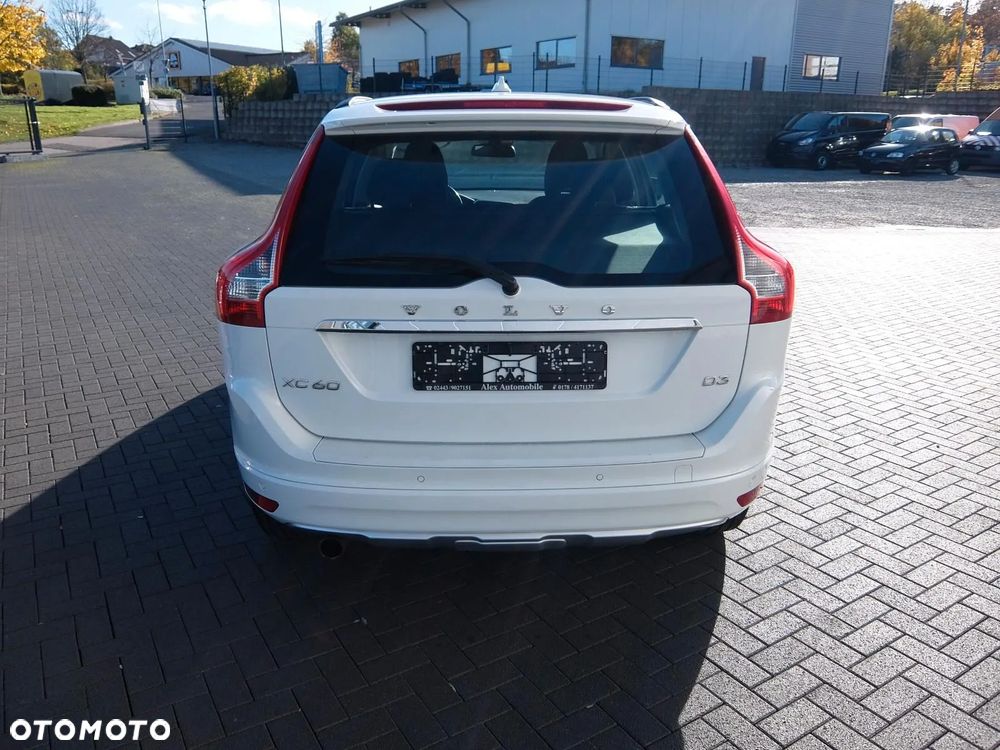 Volvo XC 60 D3 Momentum - 5
