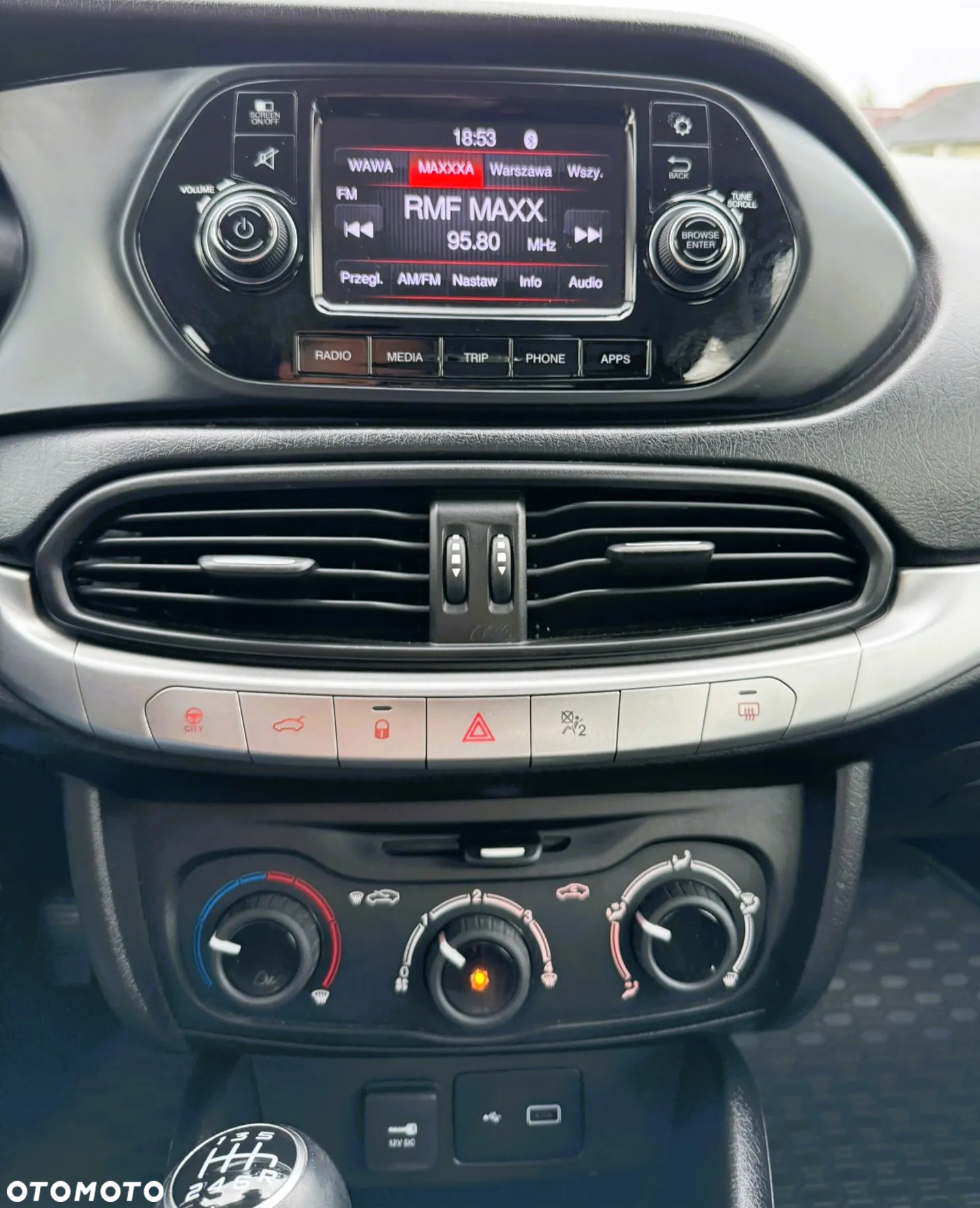 Fiat Tipo 1.4 16v Easy EU6d - 9