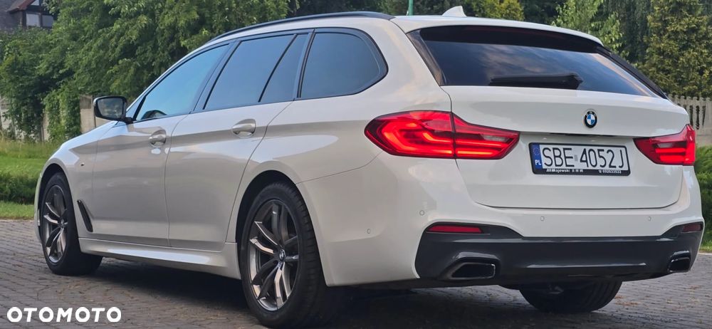 BMW Seria 5 520d M Sport - 2
