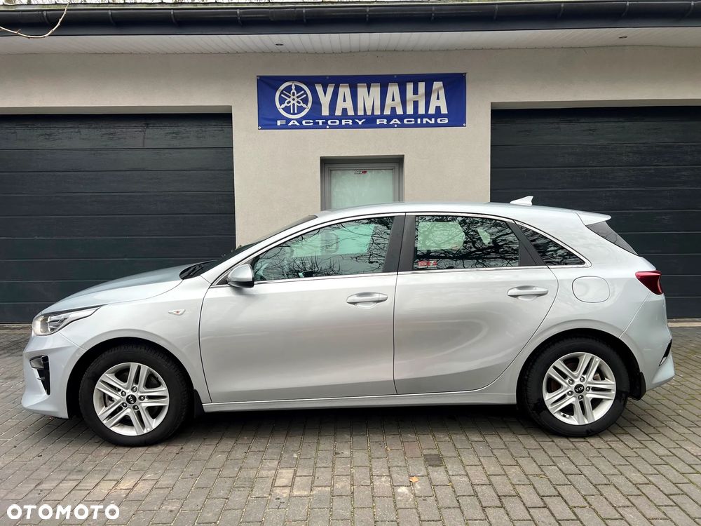 Kia Ceed 1.6 CRDi SCR M - 2