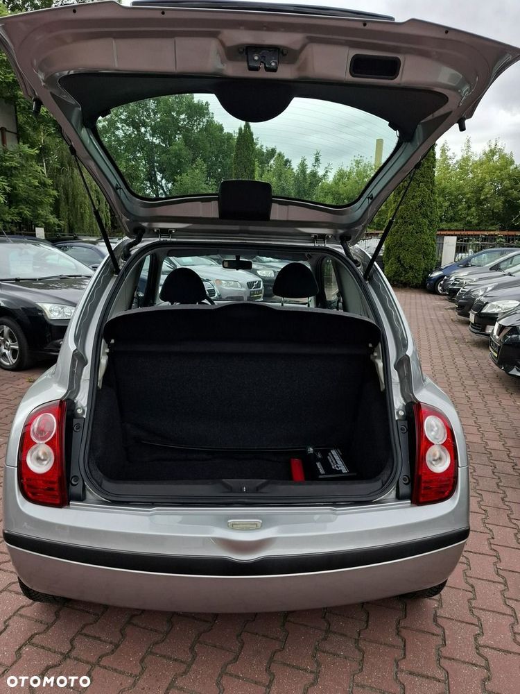 Nissan Micra 1.2 edition 25 Jahre - 28
