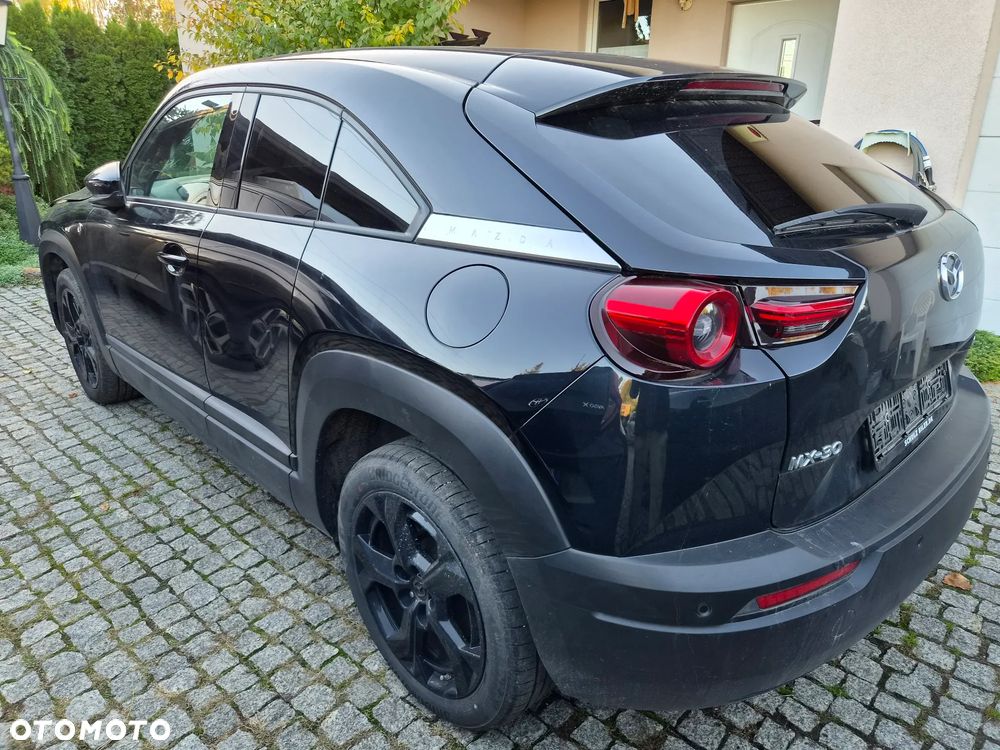 Mazda MX-30 - 4