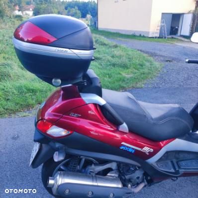 Piaggio MP-3 - 5
