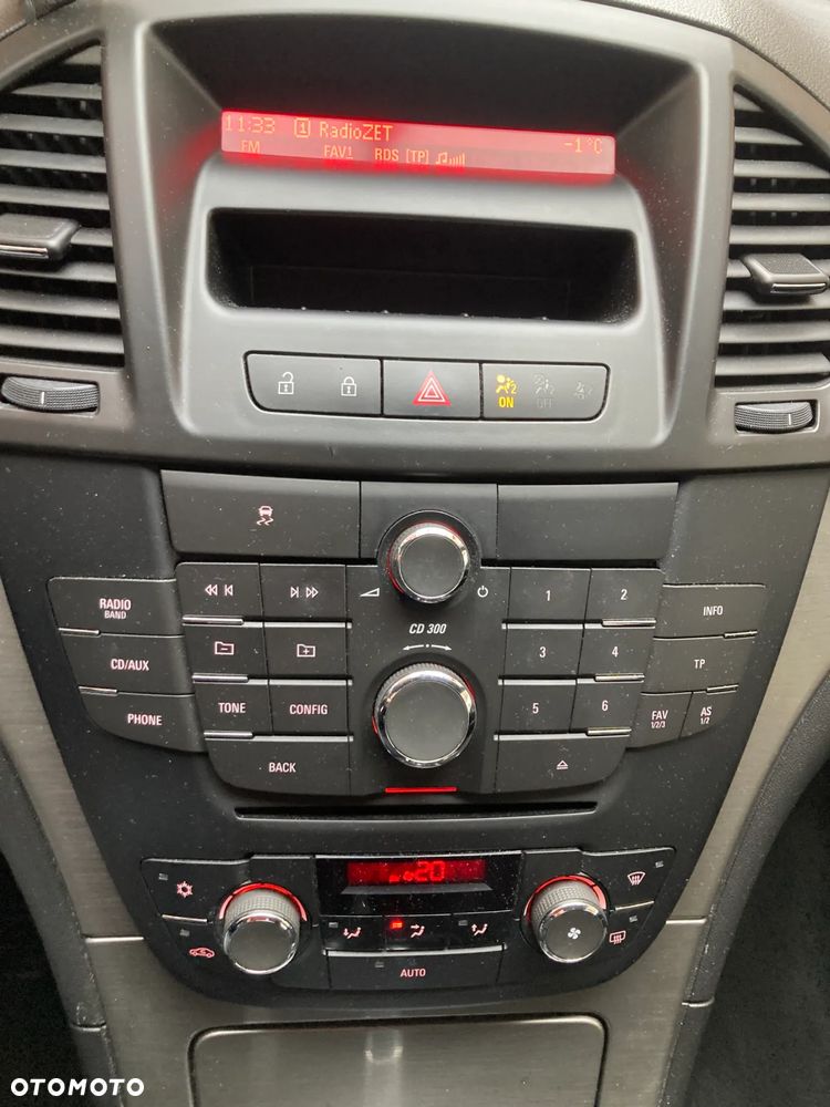 Opel Insignia 1.8 Cosmo - 11