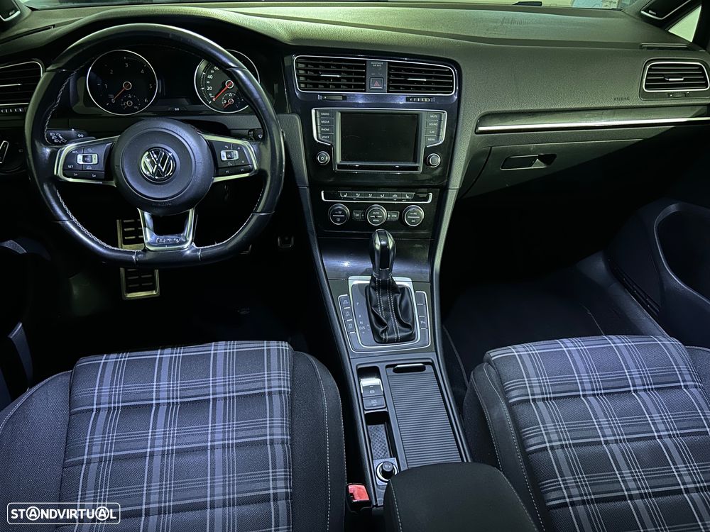 VW Golf GTD (BlueMotion ) DSG - 11