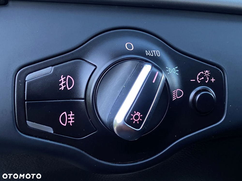 Audi A4 Limousine 1.8 TFSI Ambiente - 33