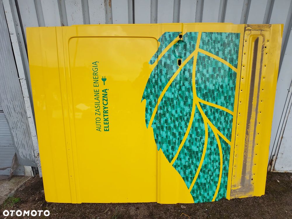 DRZWI BOCZNE P MAN TGE 17- 7C3843208F