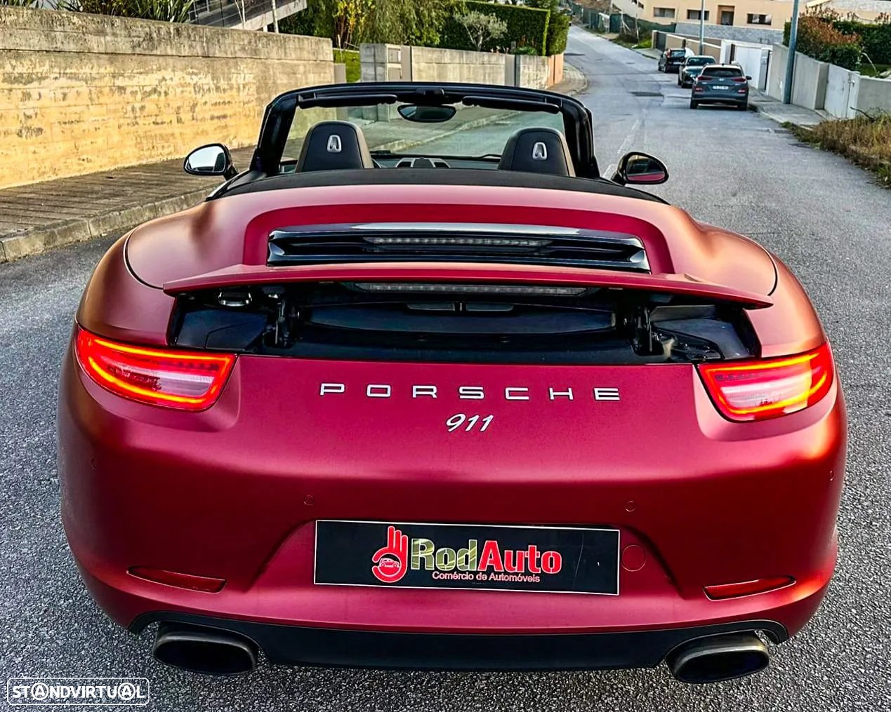 Porsche 911 (991) Carrera 4 Cabriolet PDK Black Edition - 14