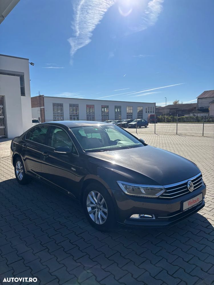 Volkswagen Passat - 3