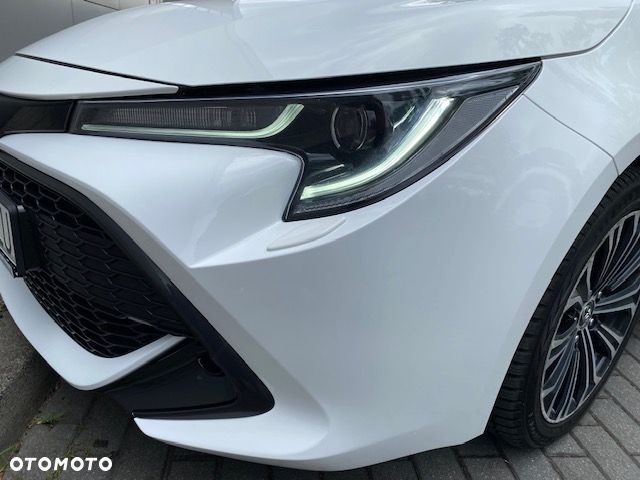 Toyota Corolla 1.8 Hybrid Comfort - 28