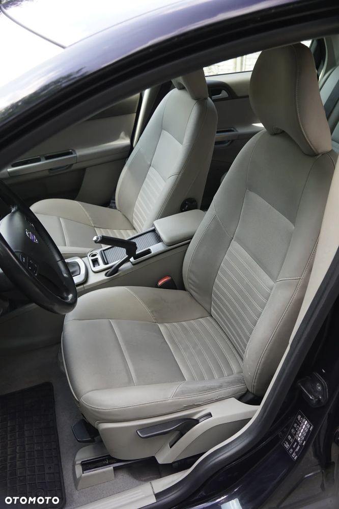 Volvo S40 1.6D Momentum - 13