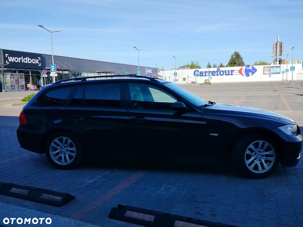 BMW Seria 3 318d DPF - 4