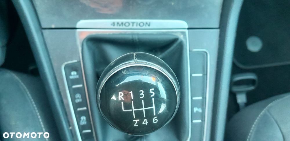 Volkswagen Golf Alltrack - 24