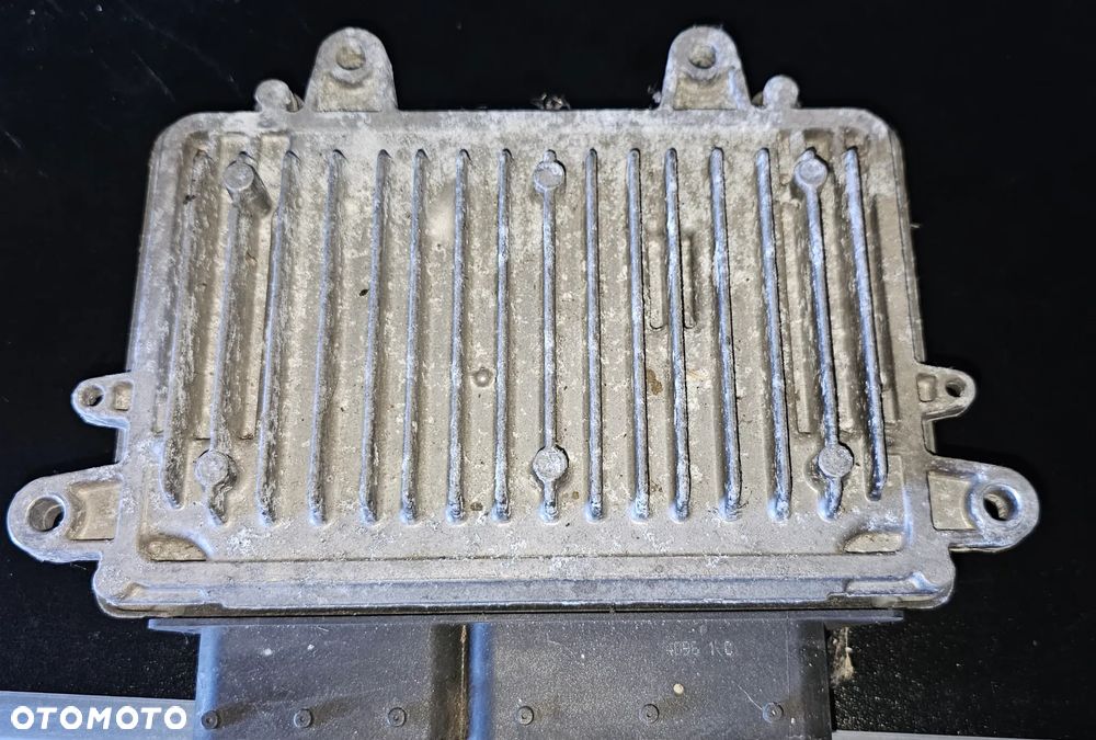 Komputer silnika sterownik  Mercedes A6401501291 0281013559 - 2