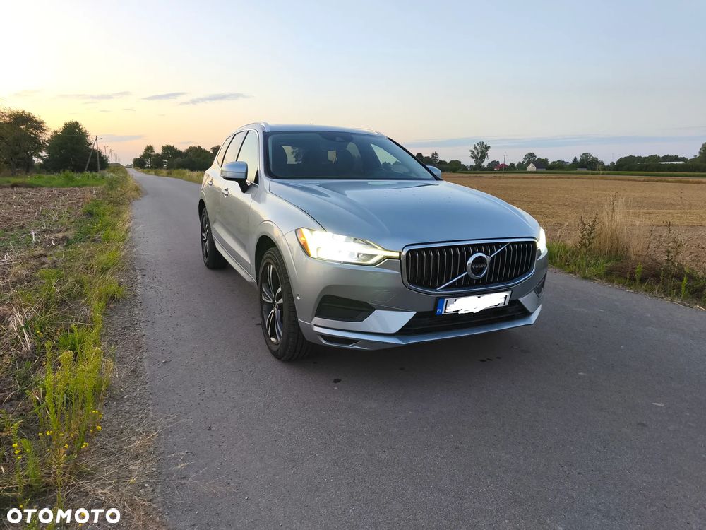 Volvo XC 60 T6 AWD Geartronic Momentum Pro - 1
