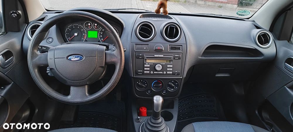 Ford Fiesta 1.4 Style - 8