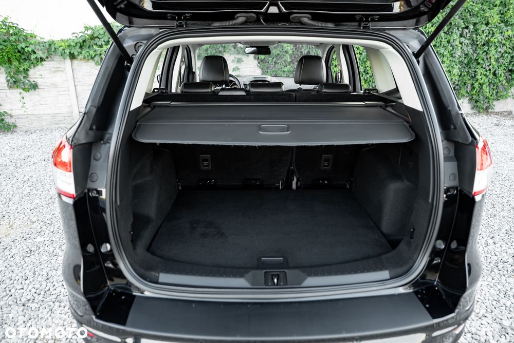 Ford Kuga - 20