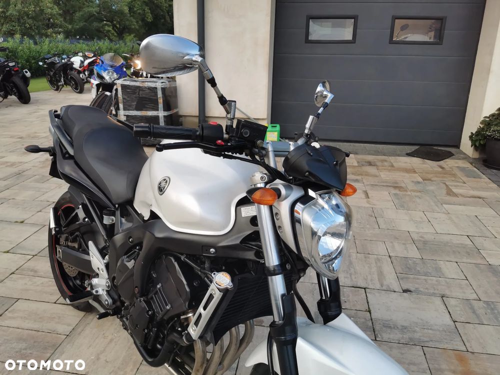 Yamaha FZ6 - 23