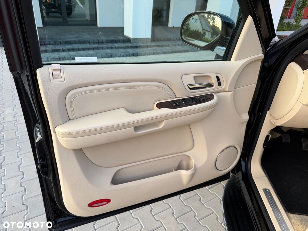 Cadillac Escalade 6.2 V8 Platinum - 19
