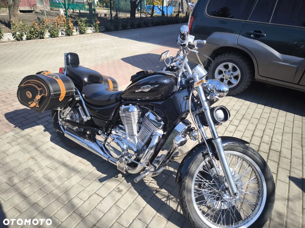 Suzuki VS - 2