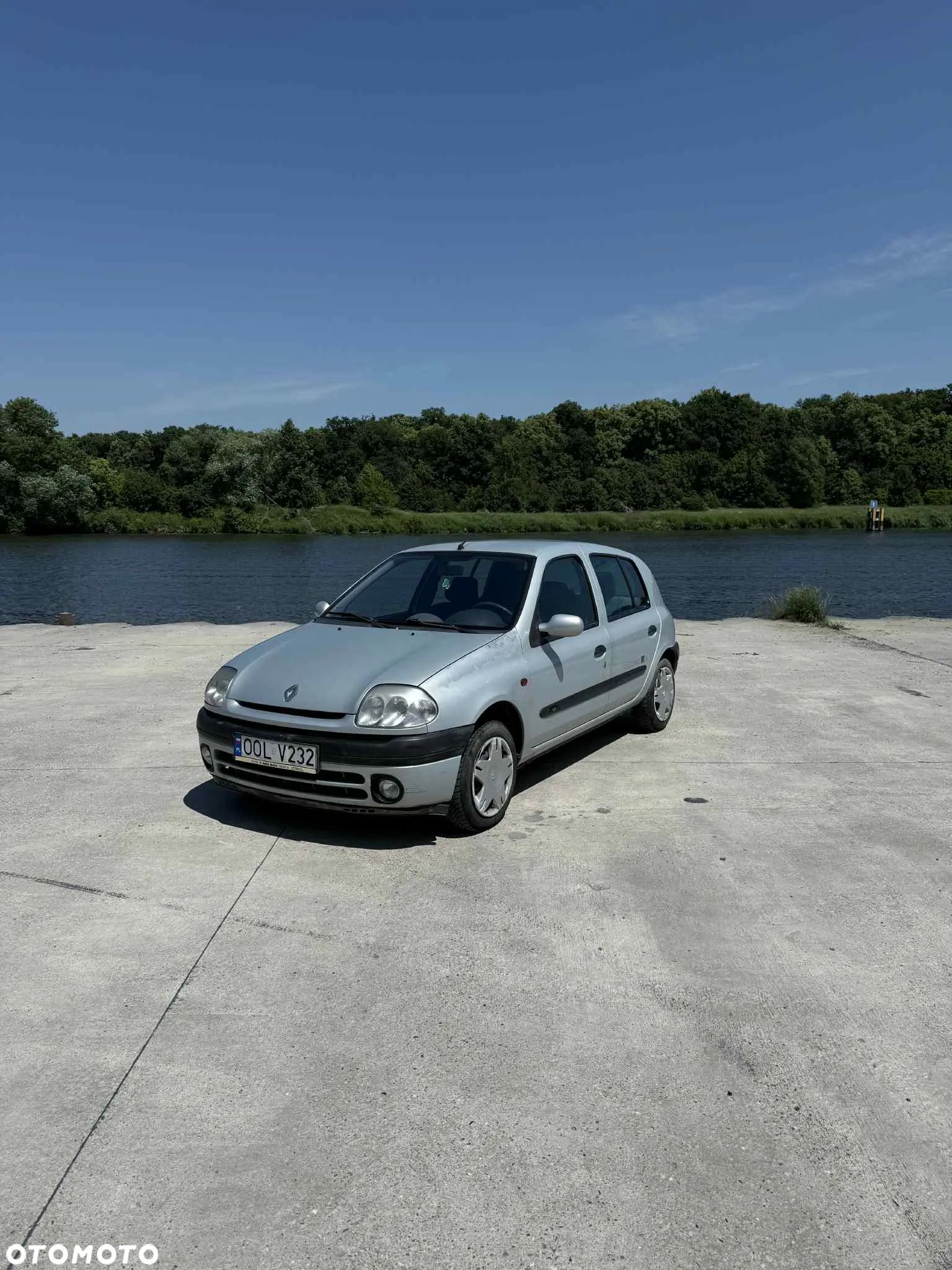 Renault Clio - 1
