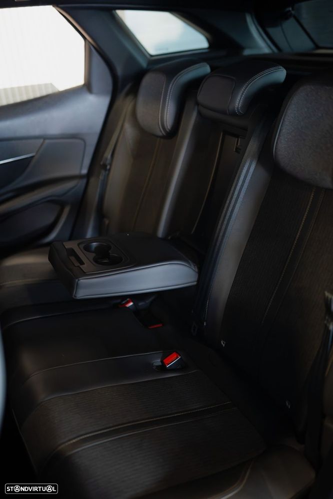 Peugeot 3008 1.5 BlueHDi GT Line EAT8 - 45