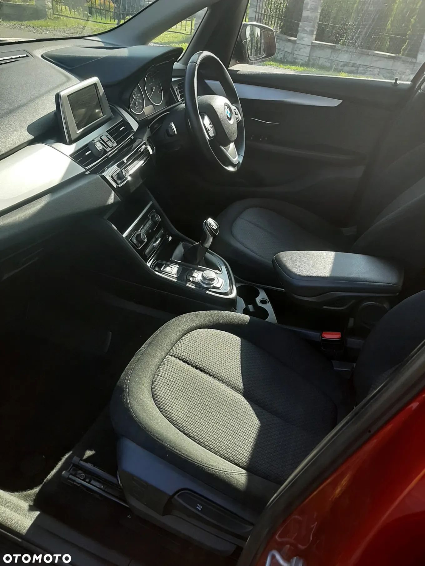 BMW Seria 2 218d - 1