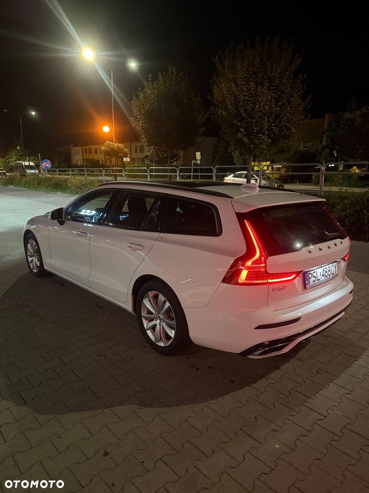 Volvo V60 D4 Geartronic - 24