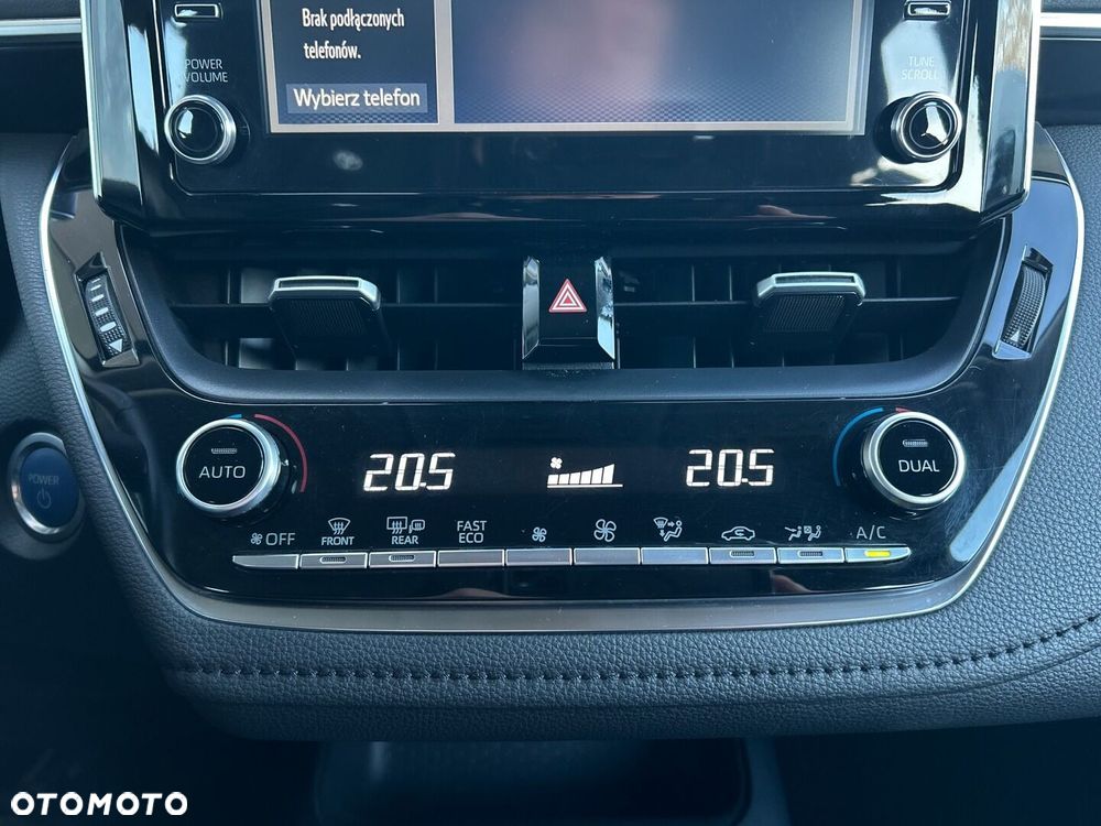 Toyota Corolla 1.8 Hybrid Comfort - 18