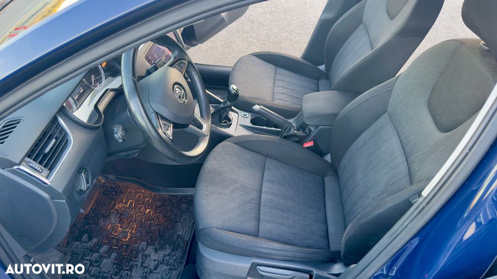 Skoda Octavia 2.0 TDI 4X4 Style - 16