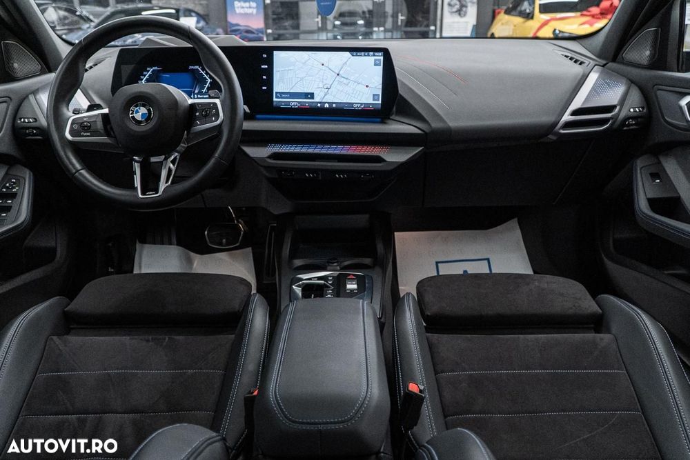 BMW Seria 1 120 AT MHEV - 29